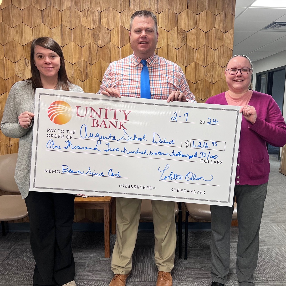 Unity Bank Donates to the Augusta Area School District News Central