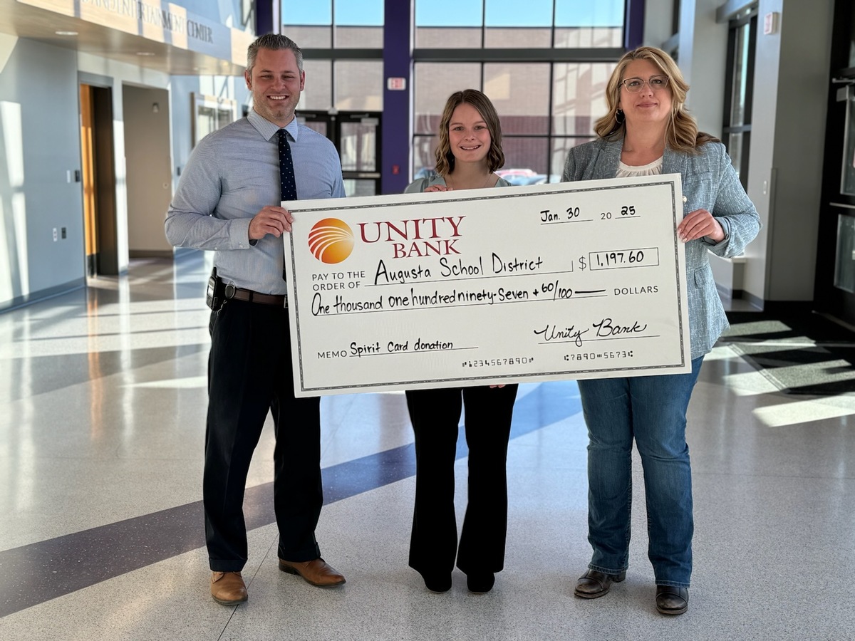 Unity bank donates to augusta school district through school spirit