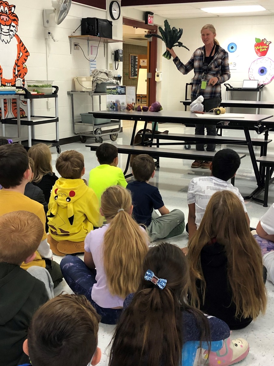 Marshfield School District Mentioned in USDA’s Midwest At the Table