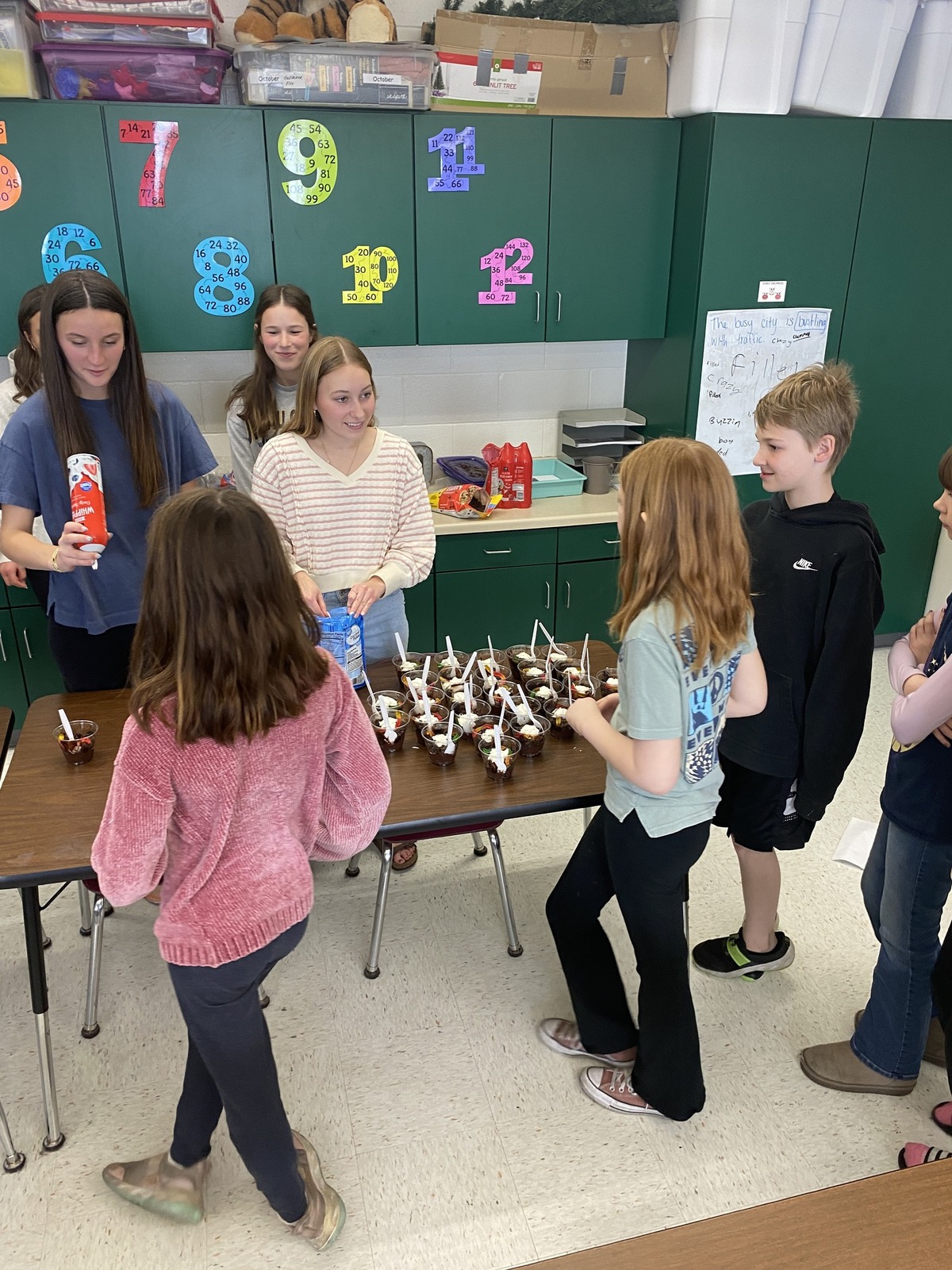 marshfield-high-school-students-lead-variety-of-stem-focused-lessons