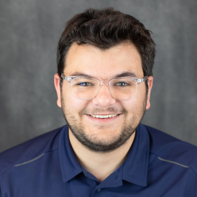 Chris_Headshot.png