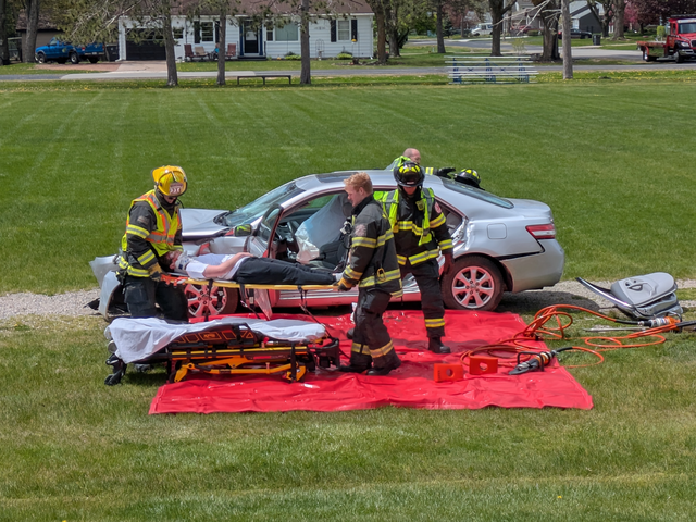 ColumbusCatholic_MockCrash_RescueScene.png