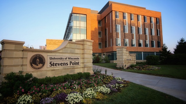 UWSPGateway232.jpg