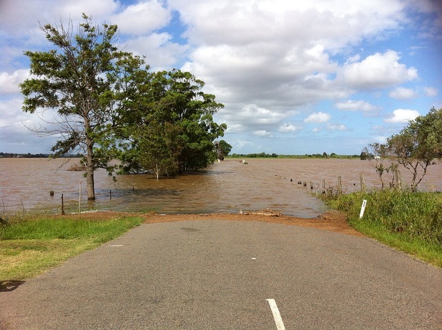 flooded-491245_6402.jpg