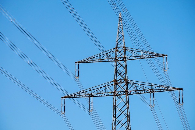 power-pole-3304946_640.jpg