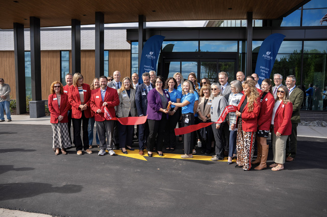 ribbon_cutting_-4.jpg