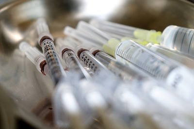 syringes-g66e72c350_640.jpg